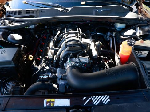 Used 2014 Dodge Challenger R/T image 23