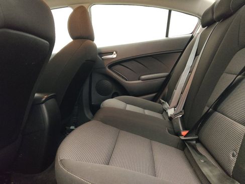 Used 2017 Kia Forte LX image 18