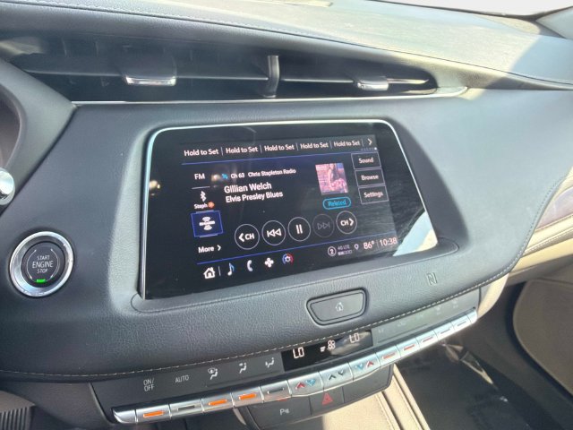 Used 2021 Cadillac XT4 Luxury FWD image 18