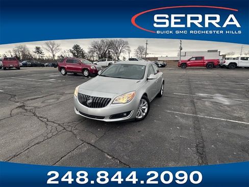 Used 2015 Buick Regal image 1