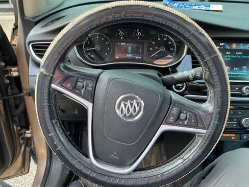 Used 2019 Buick Encore Preferred AWD/4WD image 18