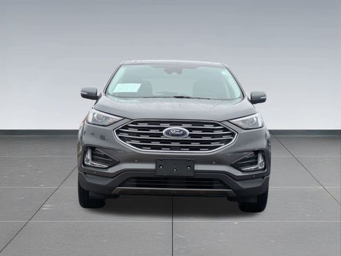 Used 2023 Ford Edge Titanium w/ Class II Trailer Tow Package image 9