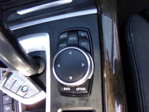 Used 2016 BMW X5 xDrive50i w/ Dynamic Handling Package image 36