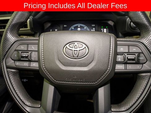 Certified 2025 Toyota Tacoma SR5 AWD/4WD image 18