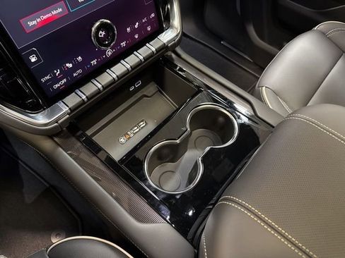 New 2026 GMC Yukon XL Elevation w/ Elevation Premium Package image 16