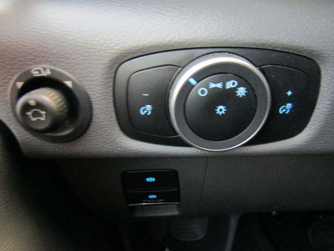 Used 2021 Ford Transit 150 Low Roof AWD image 14