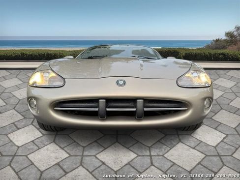 Used 1998 Jaguar XK8 Convertible RWD image 2