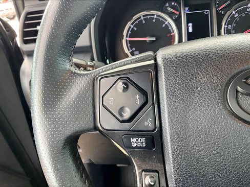 Used 2021 Toyota 4Runner Venture w/ Moonroof Package AWD/4WD image 23