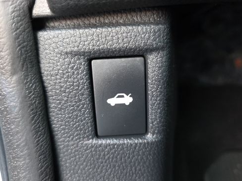 Used 2024 Honda Accord EX image 30