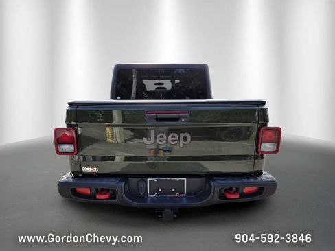 Used 2023 Jeep Gladiator Rubicon AWD/4WD image 4