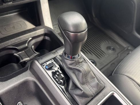 Used 2021 Toyota Tacoma TRD Sport w/ TRD Premium Sport Package AWD/4WD image 33