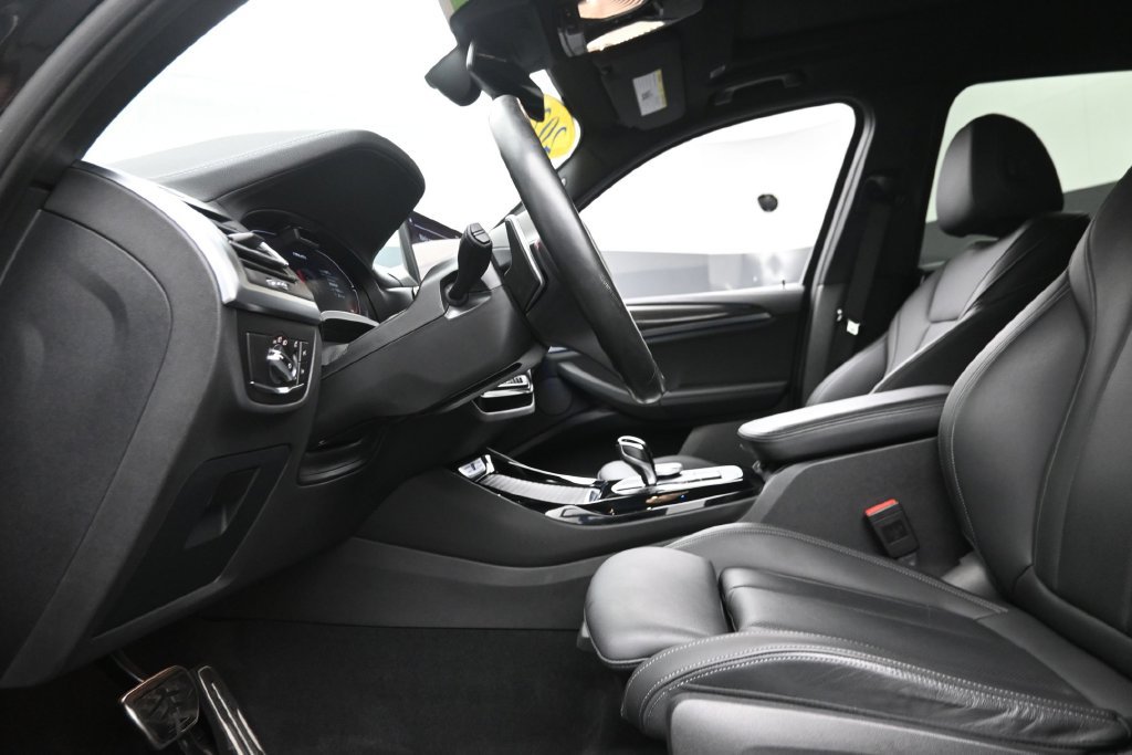 Used 2022 BMW X3 M40i AWD/4WD image 17