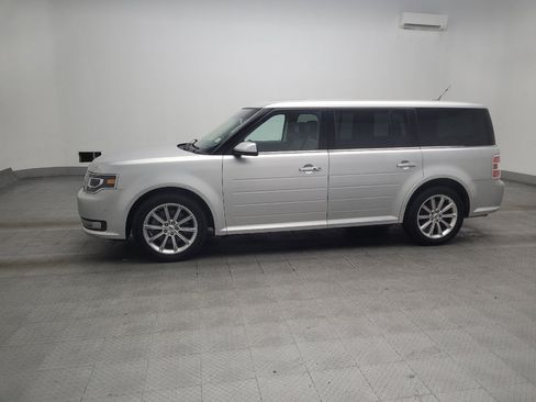 Used 2018 Ford Flex Limited w/ Equipment Group 301A AWD/4WD image 2
