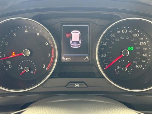 Used 2019 Volkswagen Tiguan SE image 23