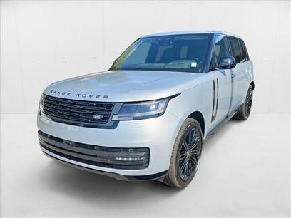 New 2025 Land Rover Range Rover Long Wheelbase SE