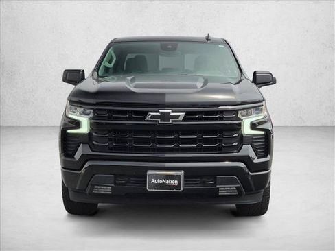 Used 2024 Chevrolet Silverado 1500 RST AWD/4WD image 3