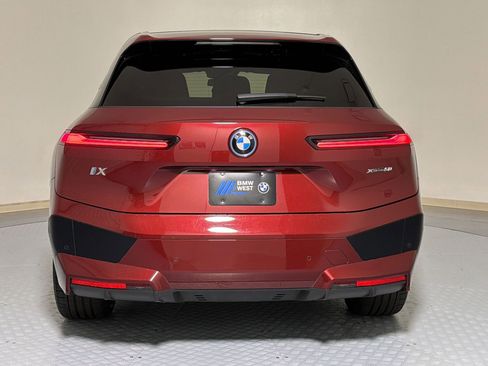 Certified 2024 BMW iX xDrive50 w/ Premium Package AWD/4WD image 9