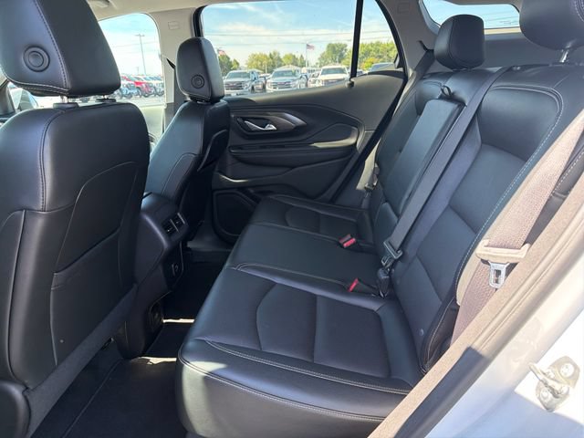 Used 2024 GMC Terrain SLT AWD/4WD image 27
