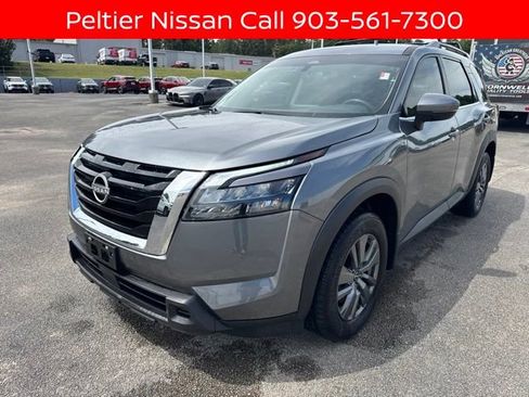 Certified 2025 Nissan Pathfinder SV w/ Cargo Package AWD/4WD image 7
