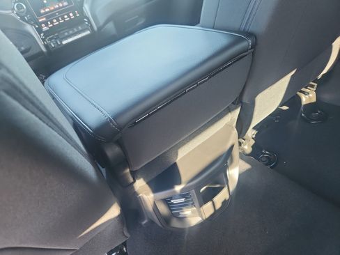 New 2025 RAM 2500 Tradesman image 33