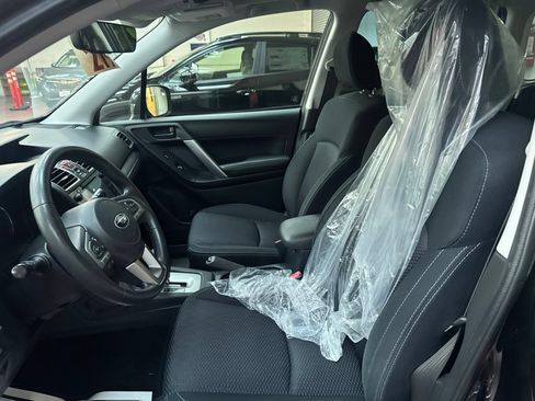 Used 2018 Subaru Forester 2.5i Premium AWD/4WD image 6