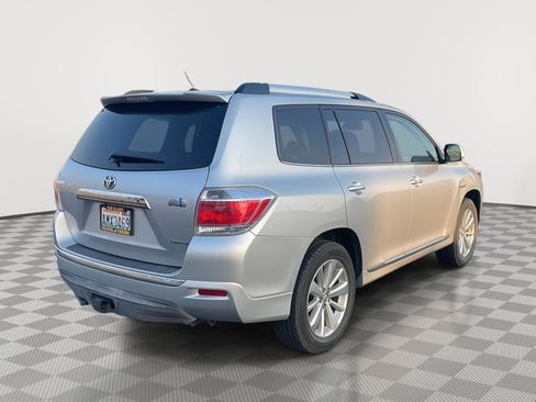 Used 2013 Toyota Highlander Limited image 3