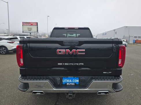 Used 2021 GMC Sierra 1500 SLT w/ SLT Premium Package image 4