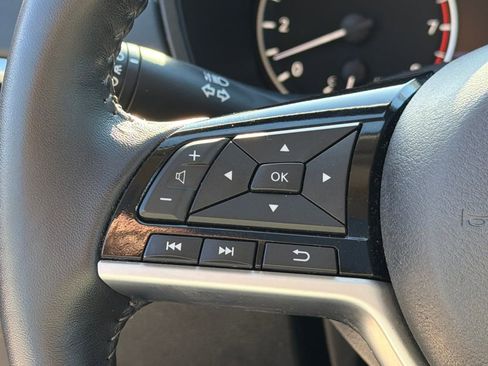 Used 2021 Nissan Altima 2.5 SV w/ SV Premium Package image 23