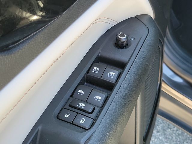Used 2023 Jeep Compass Limited AWD/4WD image 19