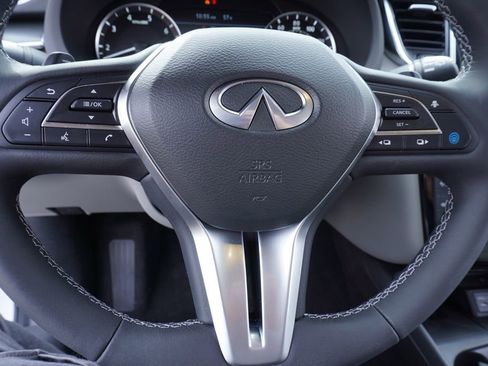 Used 2025 INFINITI QX50 Luxe image 17