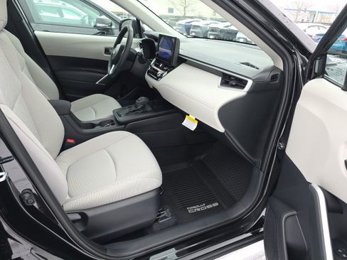 New 2026 Toyota Corolla Cross LE image 10