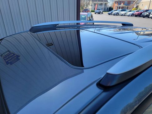 Used 2018 Toyota RAV4 Limited w/ All Weather Liner Package image 19