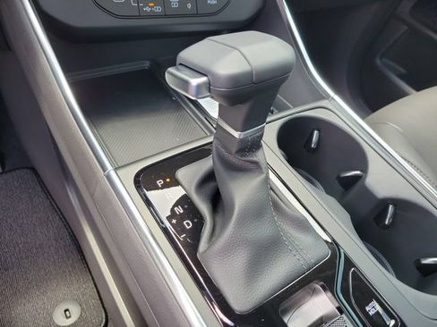 New 2026 Kia Carnival SX w/ SX Dark Edition Package FWD image 59