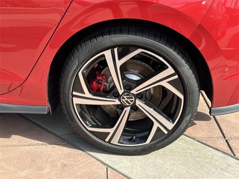 New 2025 Volkswagen GTI SE image 7