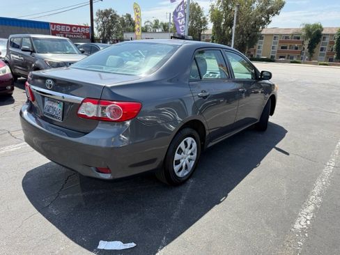 Used 2012 Toyota Corolla L FWD image 10