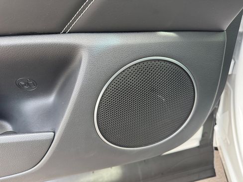 Used 2025 Genesis GV80 3.5T Prestige image 27