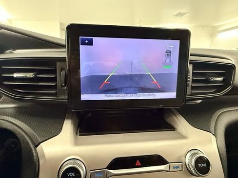 Used 2021 Ford Explorer 2WD image 29