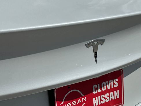 Used 2020 Tesla Model 3 Standard Range image 13