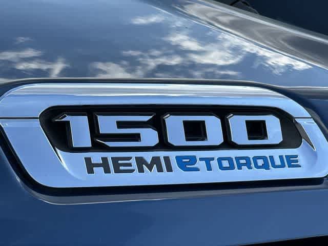 Used 2022 RAM 1500 Big Horn AWD/4WD image 27