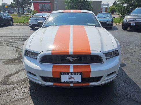 Used 2014 Ford Mustang Coupe RWD image 11
