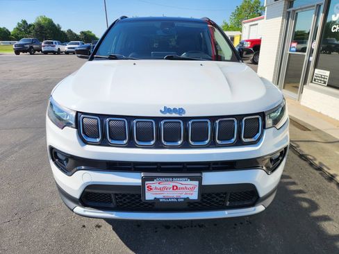 Used 2022 Jeep Compass Limited AWD/4WD image 9