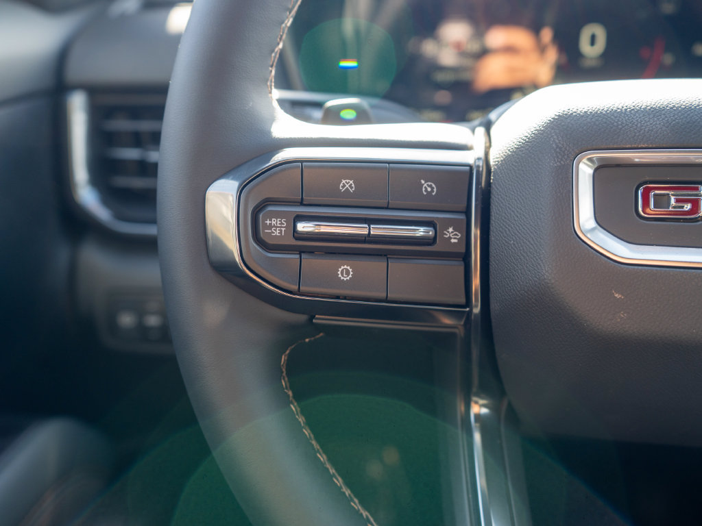 New 2027 GMC Terrain AT4 w/ Convenience Package III AWD/4WD image 21