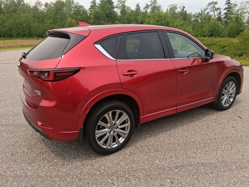 Used 2022 MAZDA CX-5 Signature AWD/4WD image 5