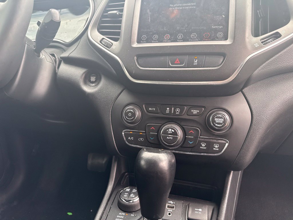 Used 2022 Jeep Cherokee Trailhawk w/ Trailer Tow Group AWD/4WD image 38