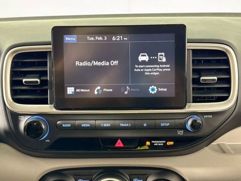 Used 2021 Hyundai Venue SEL w/ Cargo Package image 14