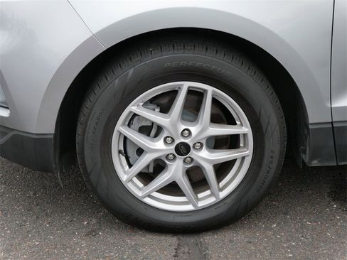 Certified 2023 Ford Edge SEL image 9