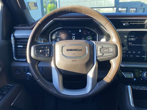 Used 2023 GMC Sierra 1500 Denali w/ Denali Reserve Package AWD/4WD image 19