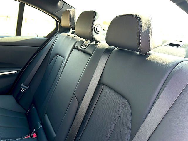 New 2026 BMW 330i Sedan w/ M Sport Package RWD image 47