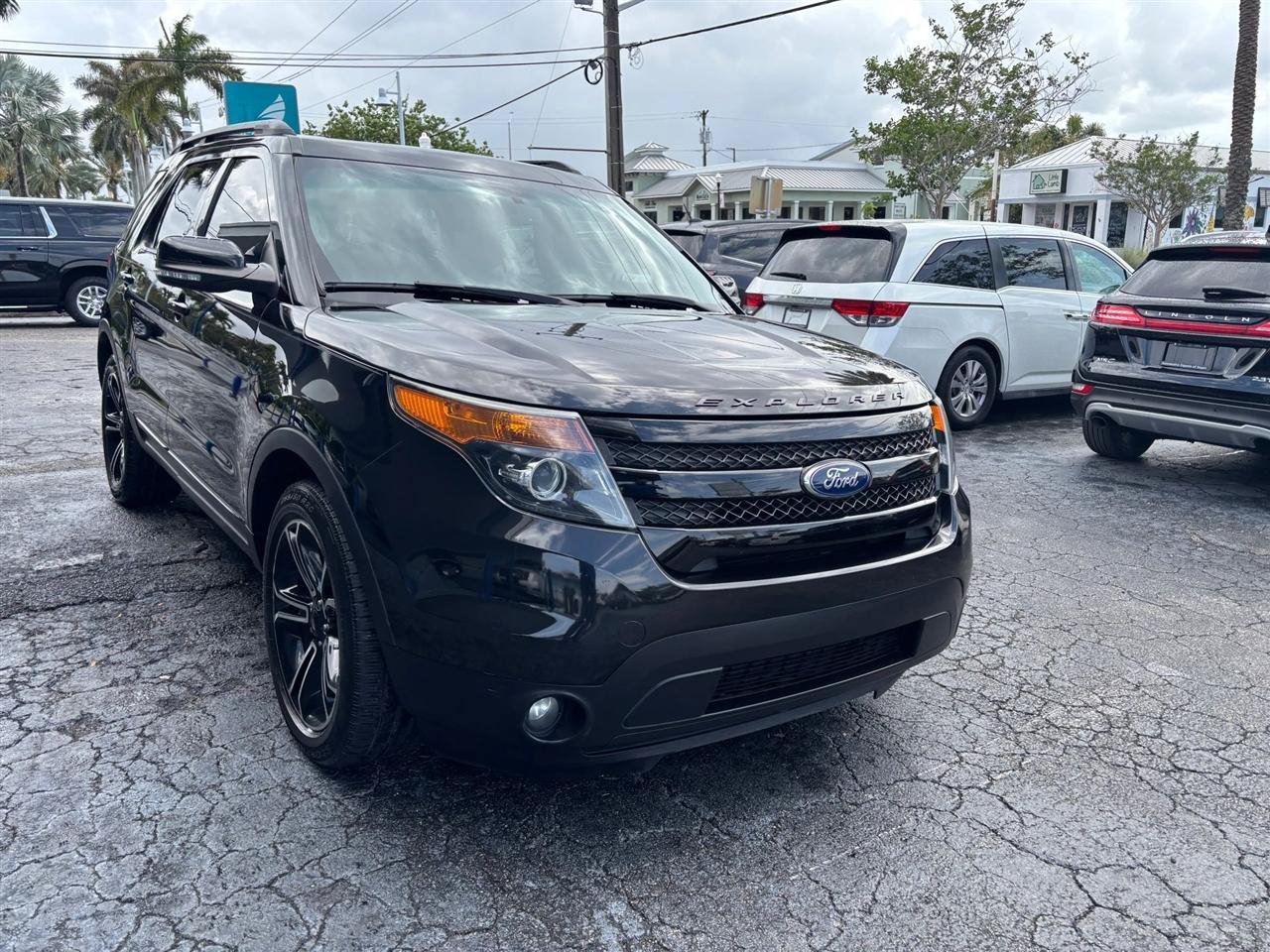 Used 2015 Ford Explorer Sport w/ Equipment Group 401A AWD/4WD image 7