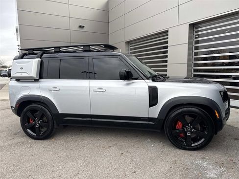 Used 2023 Land Rover Defender 110 X image 8